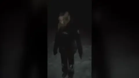 ⁣Русская мелкая закладчица была наказана спортиками