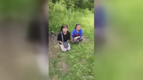 ⁣Две казахстанские закладчицы были пойманы с поличным