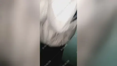 ⁣Русскую закладчицу заставили сосать